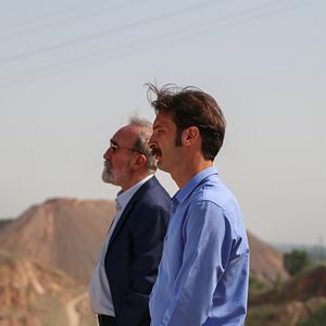 Bilder We Were At Dinner and I Decide