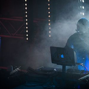 Bilder Legacy - Die Megaparty