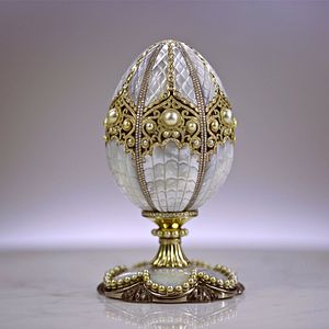 Bilder Fabergé: Ein Eigenleben