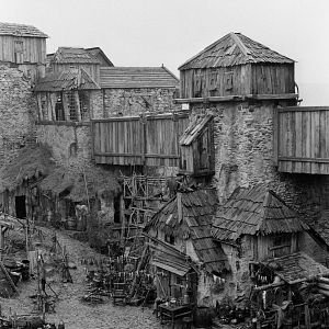 Bilder Es ist schwer, ein Gott zu sein