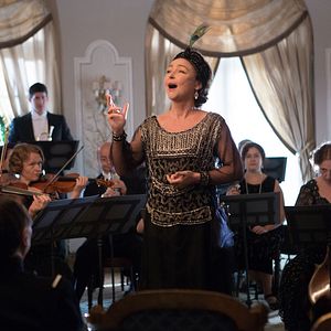 Bilder Madame Marguerite oder die Kunst der schiefen Töne