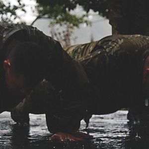 Bilder Hooligans at War: North vs. South