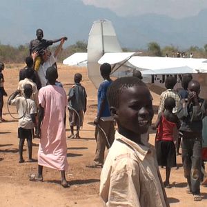 Bilder We Come as Friends