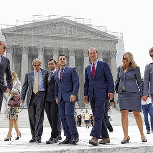 Bilder The Case Against 8