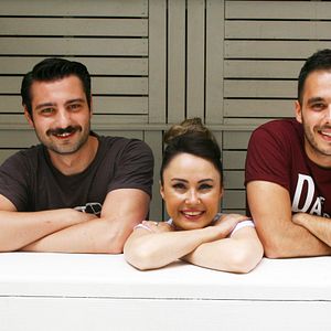 Bilder Piyasadan Büyük Alacağımız Var