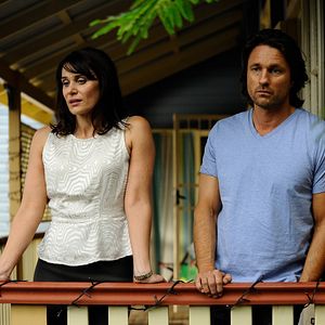 Bilder Secrets and Lies (AU)