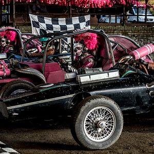 Bilder V8 - Die Rache der Nitros