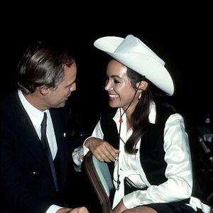 Bilder Listen to Me Marlon