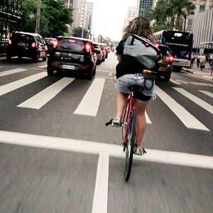 Bilder Bikes vs Cars