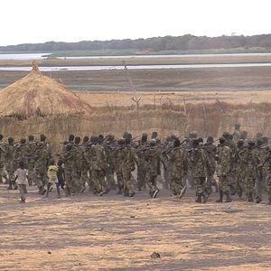 Bilder We Come as Friends