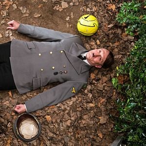 Bilder Er ist wieder da