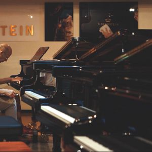 Bilder Hello, I am David - Eine Reise mit David Helfgott