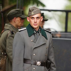 Bilder Wildauge - The Midwife