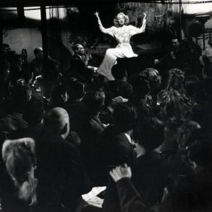 Bilder Eine auswärtige Affäre