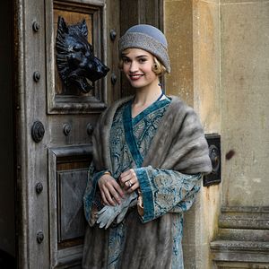Bilder Lily James