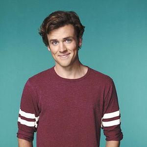 Bilder Cooper Barrett's Guide To Surviving Life