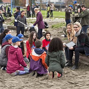 Bilder Emily Bett Rickards