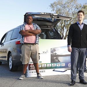 Bilder Cooper Barrett's Guide To Surviving Life