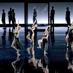 Bilder Feuer bewahren – nicht Asche anbeten