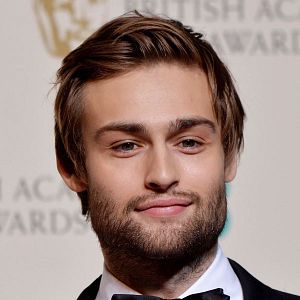 Bilder Douglas Booth