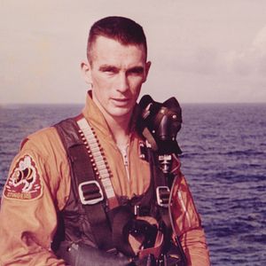 Bilder The Last Man On The Moon