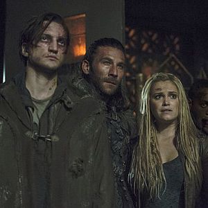 Bilder The 100