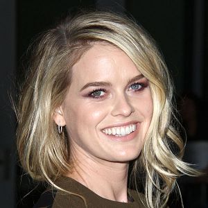 Bilder Alice Eve