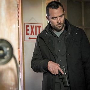 Bilder Sullivan Stapleton