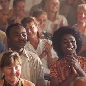 Bilder Ein Dorf sieht schwarz