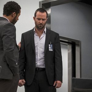 Bilder Sullivan Stapleton