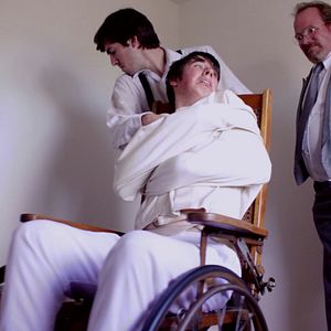 Bilder Alice - The Darker Side of the Mirror