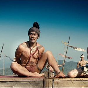 Bilder At The Gate Of The Ghost