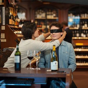 Bilder Von 5 bis 7 - Eine etwas andere Liebesgeschichte