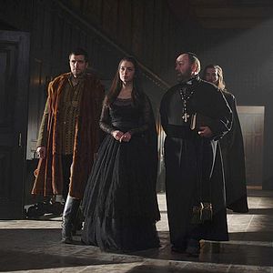 Bilder Adelaide Kane