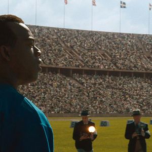 Bilder Stephan James