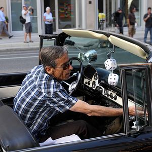 Bilder Dear Eleanor - Zwei Freundinnen auf der Suche nach ihrer Heldin