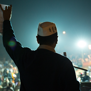 Bilder An Insignificant Man