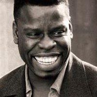 Bilder Femi Elufowoju Jr.