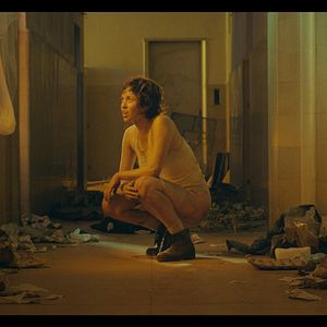 Bilder We Are The Flesh