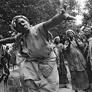 Bilder Kabadio - O Tempo Não Tem Pressa, Anda Descalço