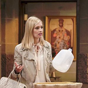 Bilder Beth Behrs