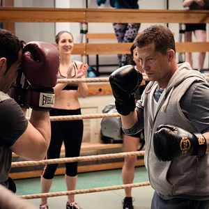 Bilder Vier gegen die Bank