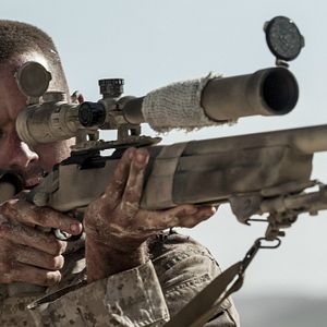 Bilder Überleben - Ein Soldat kämpft niemals allein