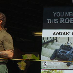 Bilder Do Not Resist - Police 3.0