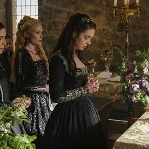 Bilder Adelaide Kane