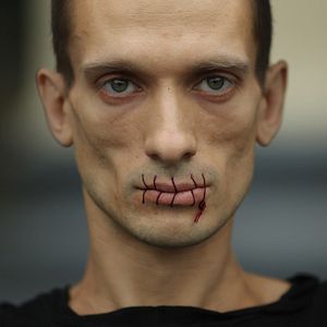 Bilder Pawlenski - Der Mensch und die Macht