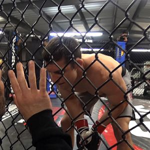 Bilder The Hurt Business