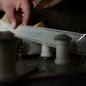 Bilder Off Frame AKA Revolution Until Victory