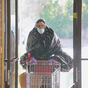 Bilder The Last Man On Earth