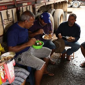 Bilder Para Além da Curva da Estrada
